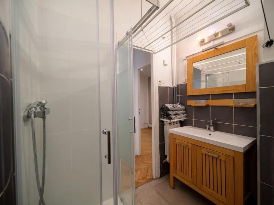 Appartement Climatise Tout Equipe A Cote Du Stade Velodrome Marselha Exterior foto
